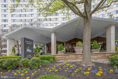 1200 NASH STREET #560