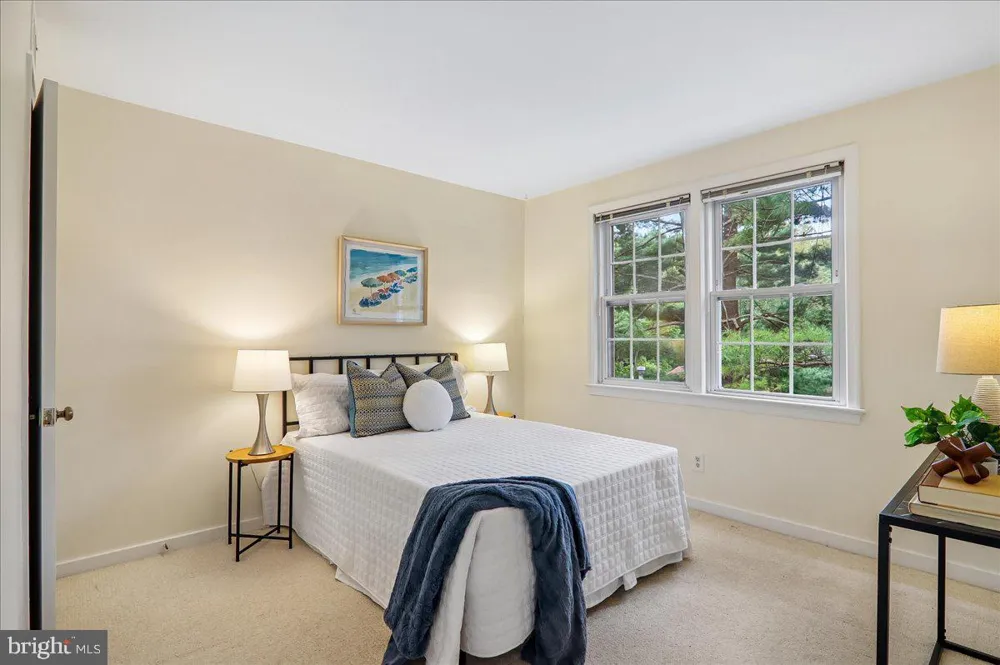 2244 WASHINGTON AVENUE #202 Silver Spring, MD 20910