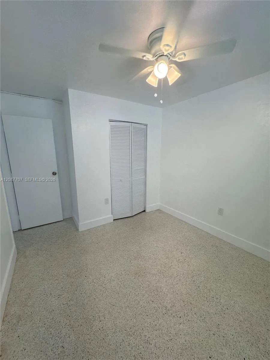 649 SW 7th St #10 Miami, FL 33130