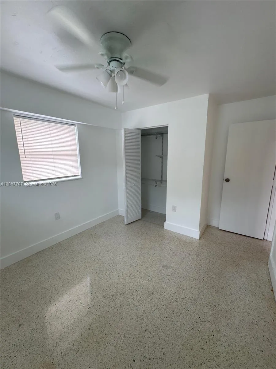 649 SW 7th St #10 Miami, FL 33130