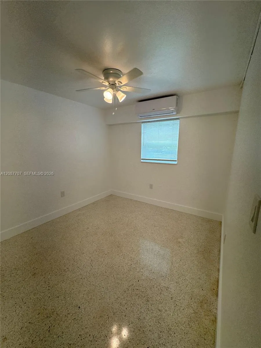 649 SW 7th St #10 Miami, FL 33130