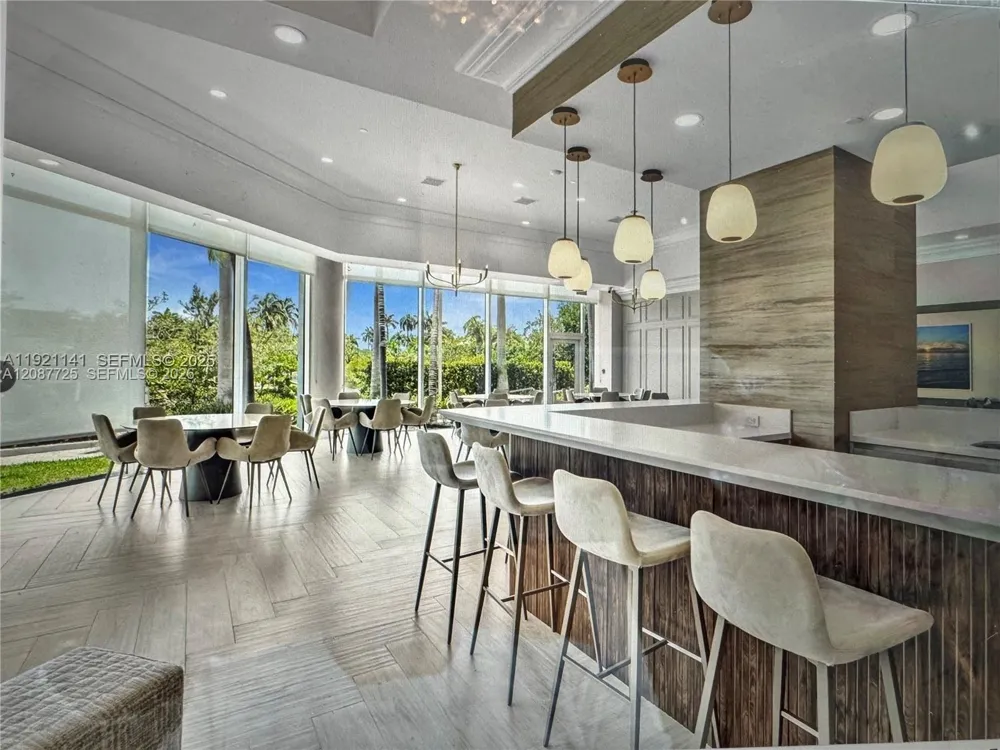16500 Collins Ave #255 Sunny Isles Beach, FL 33160