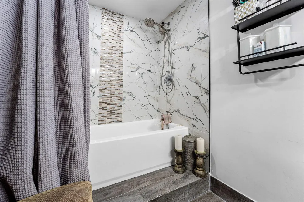 209 Wimbledon Lakes Drive Plantation, FL 33324