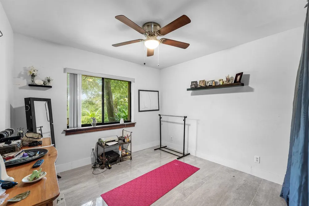 209 Wimbledon Lakes Drive Plantation, FL 33324