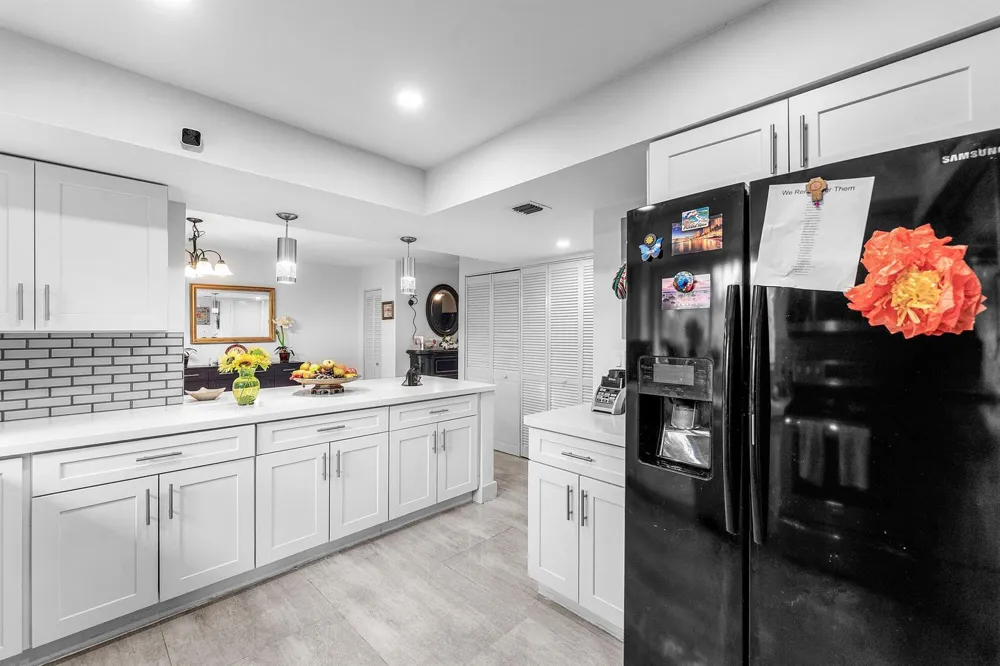 209 Wimbledon Lakes Drive Plantation, FL 33324