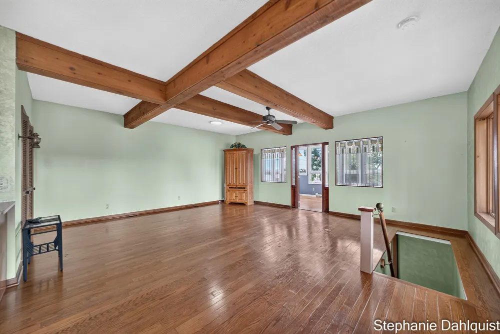 3135 Lakeshore Drive Muskegon, MI 49441
