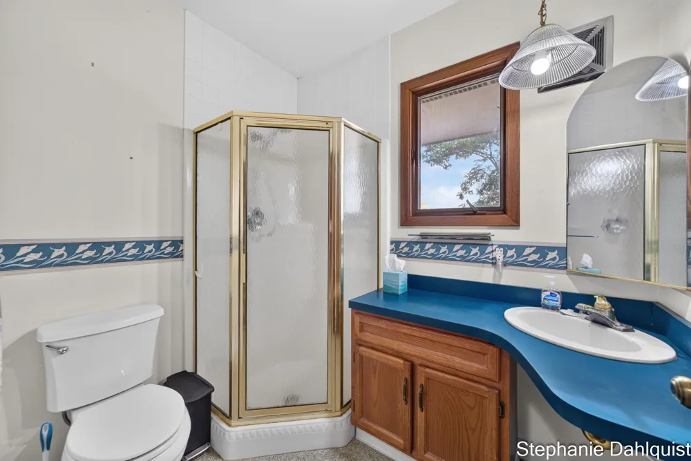 3135 Lakeshore Drive Muskegon, MI 49441