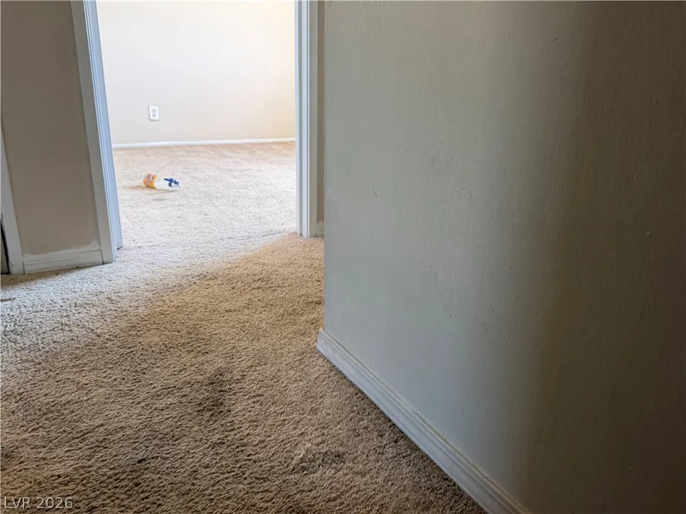 5052 Mountain Vista Street Las Vegas, NV 89120