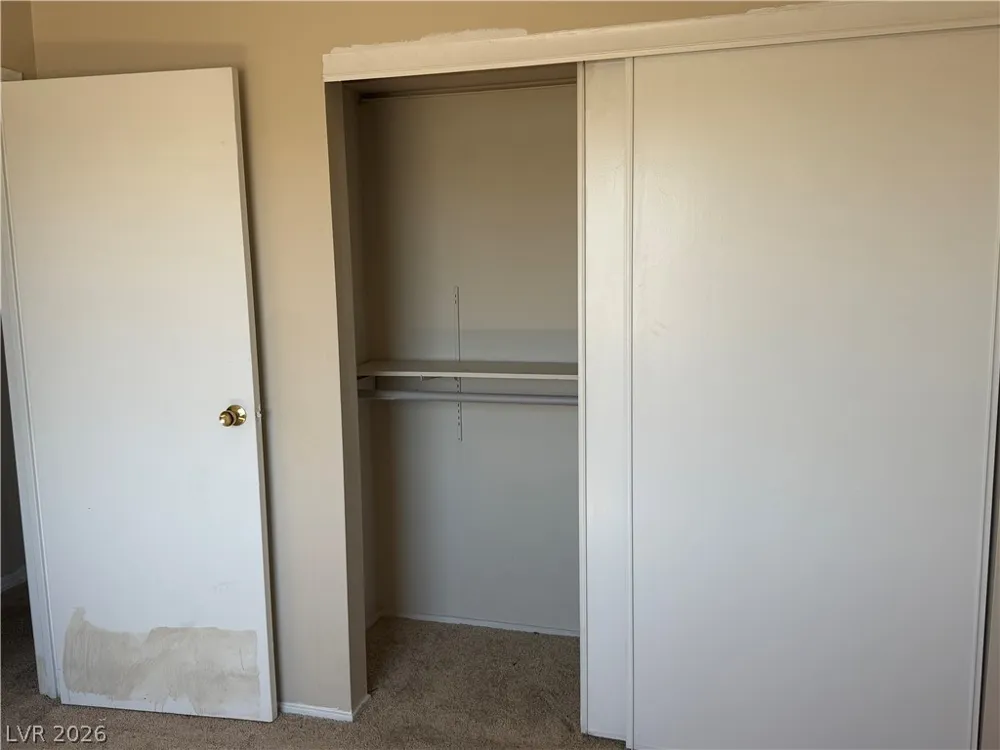 5052 Mountain Vista Street Las Vegas, NV 89120