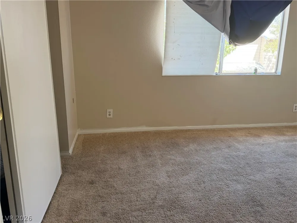 5052 Mountain Vista Street Las Vegas, NV 89120