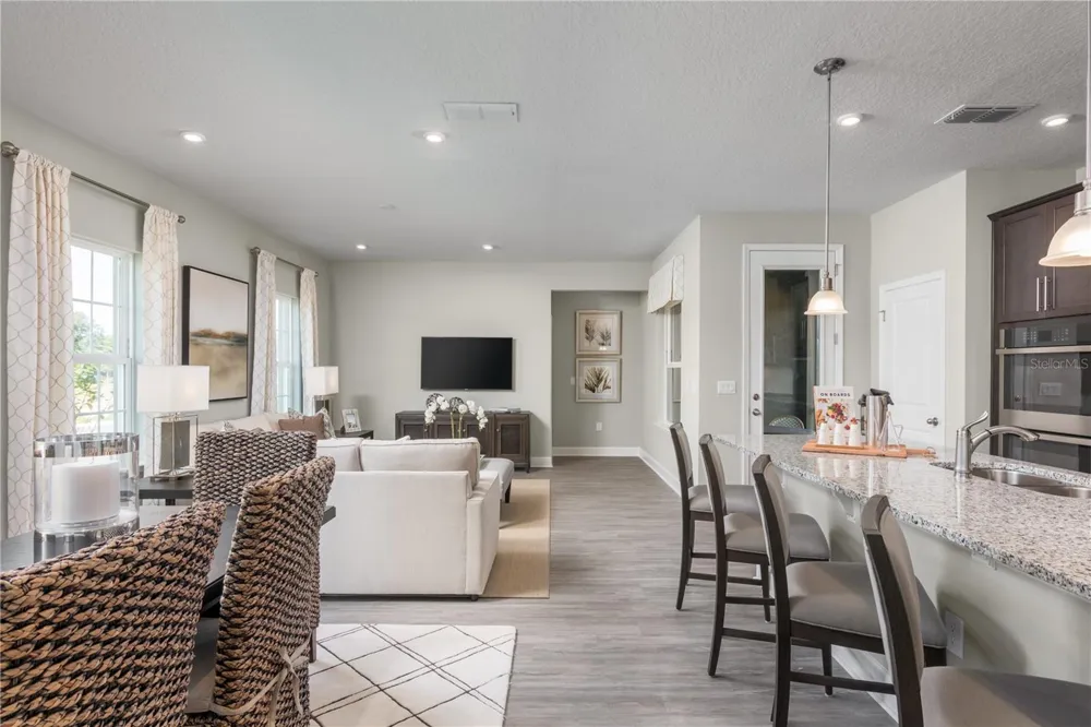 3261 MOURNING DOVE DRIVE Auburndale, FL 33823