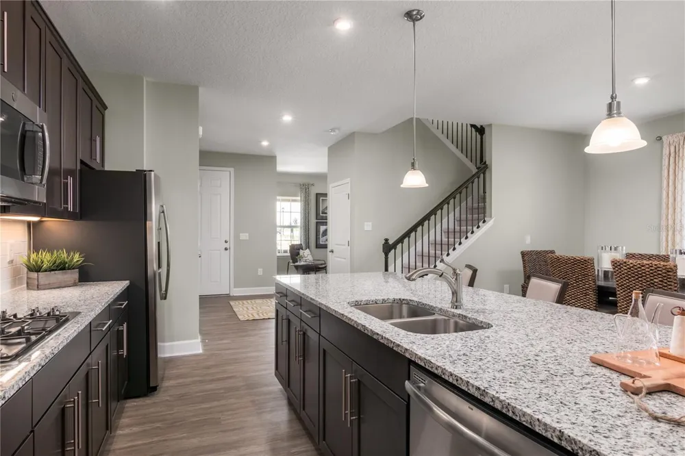 3261 MOURNING DOVE DRIVE Auburndale, FL 33823