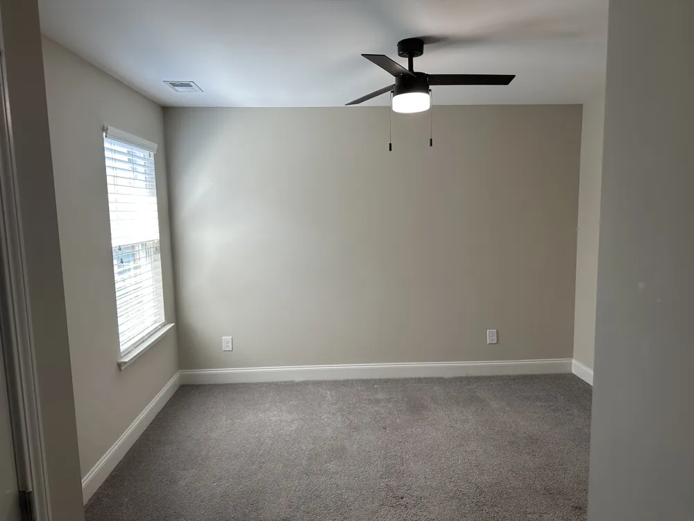 1413 Woodside Dr Lebanon, TN 37087