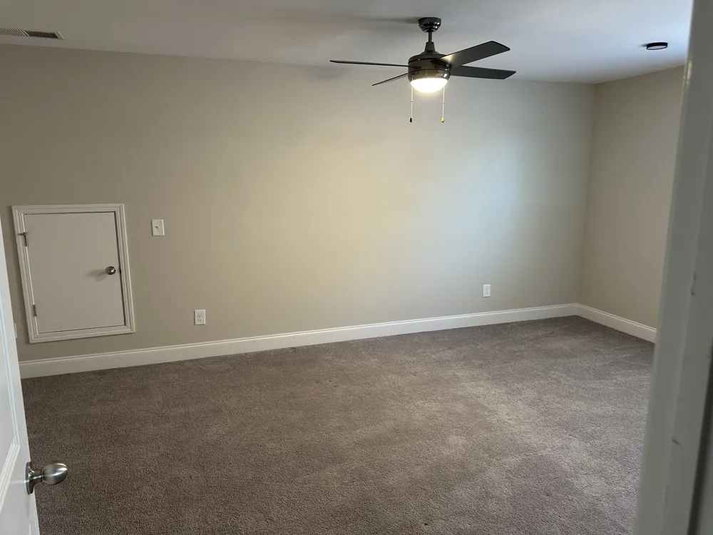 1413 Woodside Dr Lebanon, TN 37087
