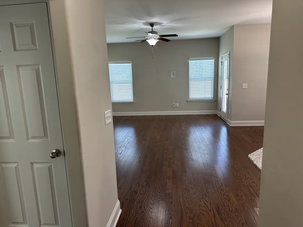 1413 Woodside Dr Lebanon, TN 37087