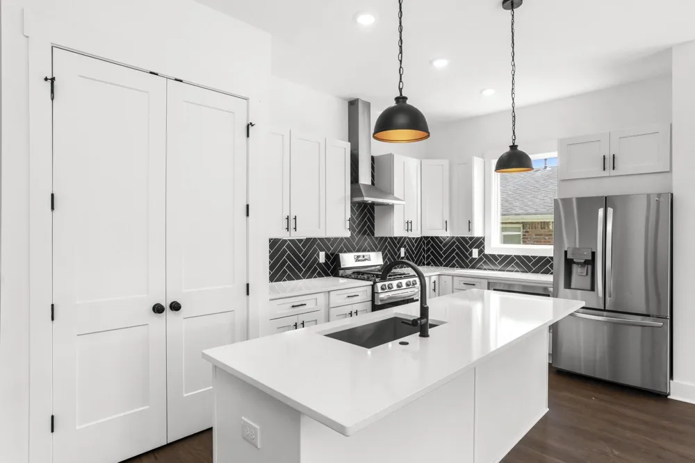 2211 18th Ave Nashville, TN 37208