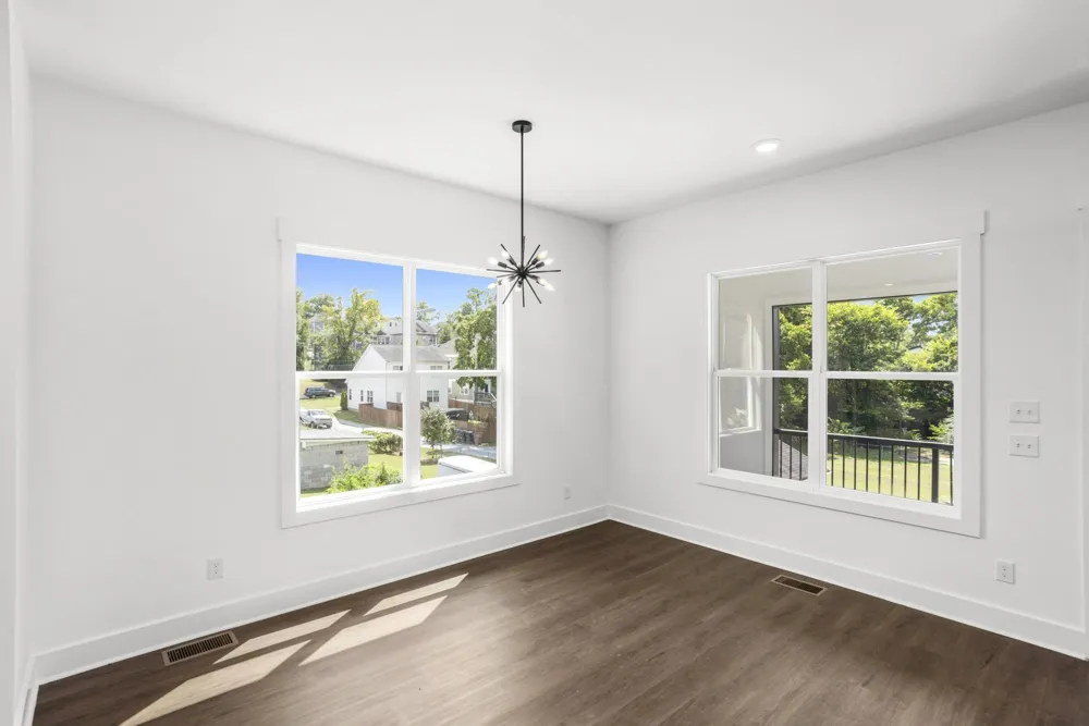 2211 18th Ave Nashville, TN 37208