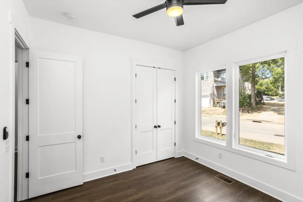 2211 18th Ave Nashville, TN 37208