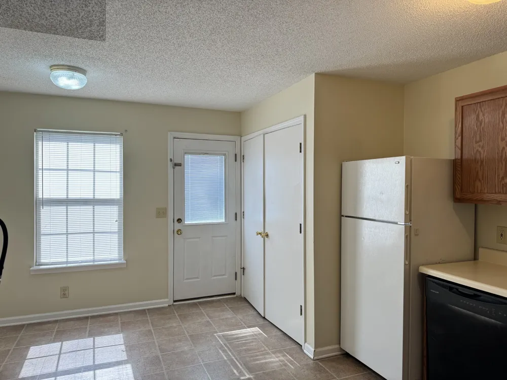 2513 Old Russellville Pike #2 Clarksville, TN 37040