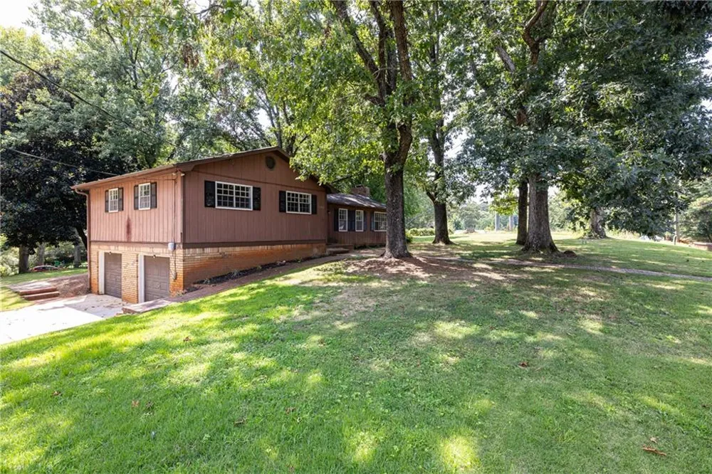 1380 Dupree Road Woodstock, GA 30189