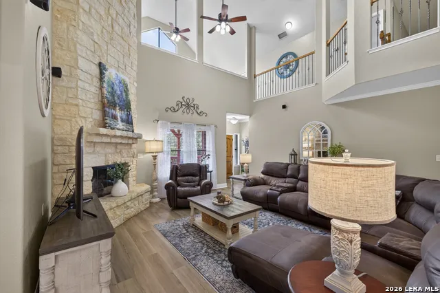 138 CANYON CRK Canyon Lake, TX 78133