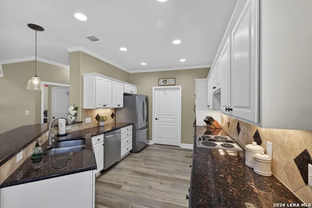 138 CANYON CRK Canyon Lake, TX 78133