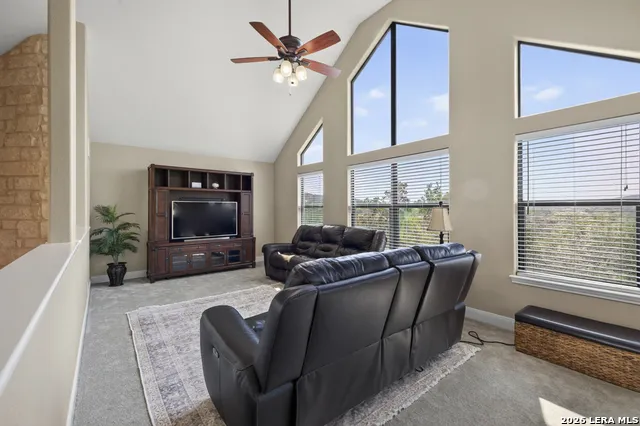 138 CANYON CRK Canyon Lake, TX 78133