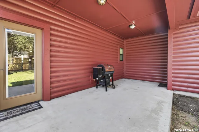 138 CANYON CRK Canyon Lake, TX 78133