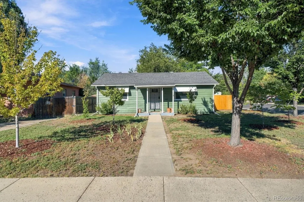 195 Perry Street Denver, CO 80219