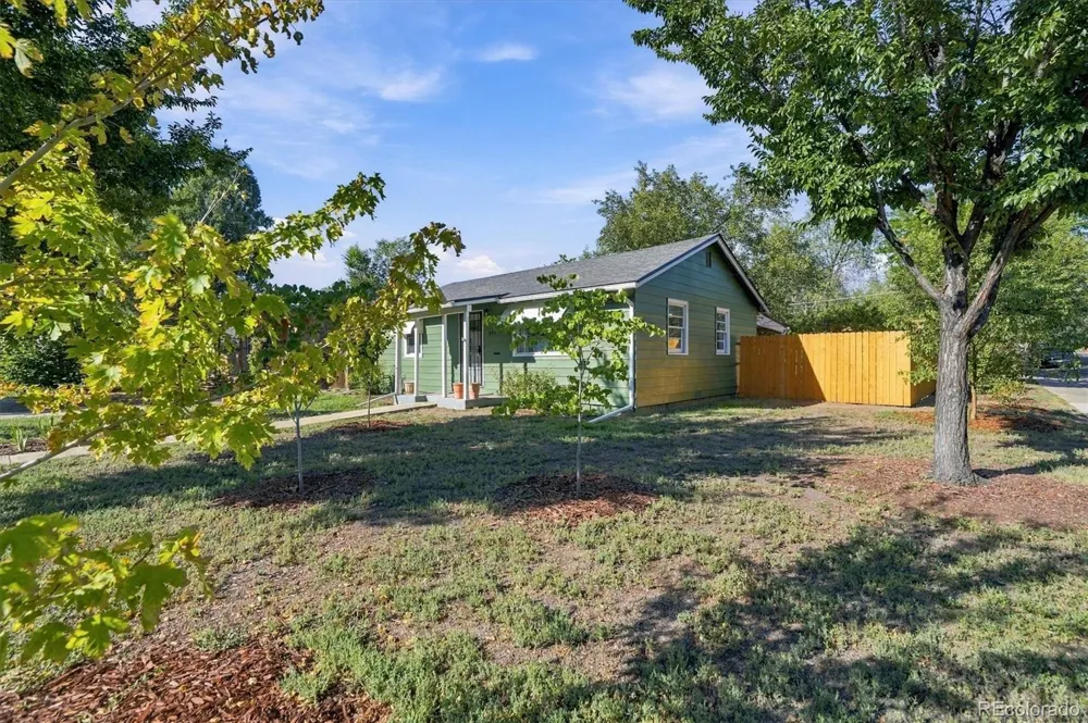 195 Perry Street Denver, CO 80219