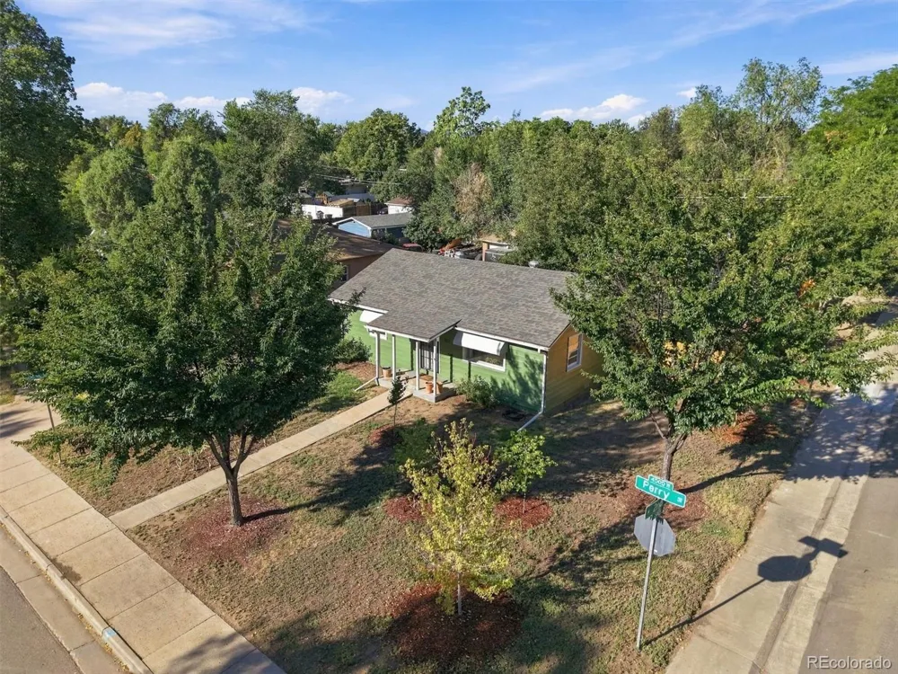 195 Perry Street Denver, CO 80219