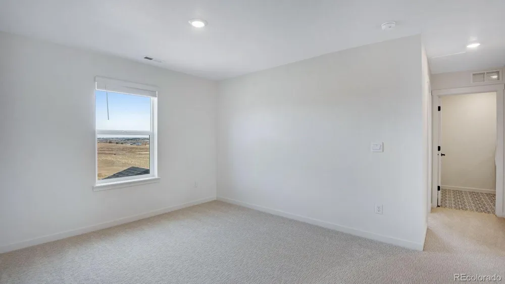 43092 Castle Stuart Street Elizabeth, CO 80107