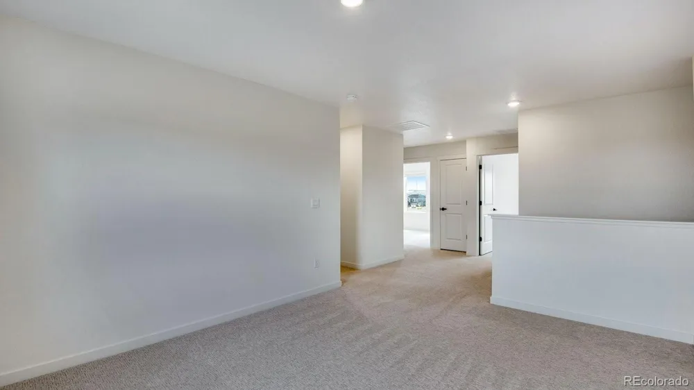 43092 Castle Stuart Street Elizabeth, CO 80107