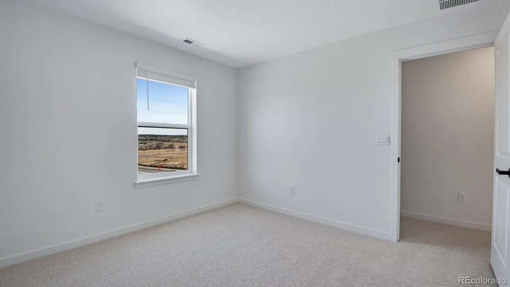 43092 Castle Stuart Street Elizabeth, CO 80107