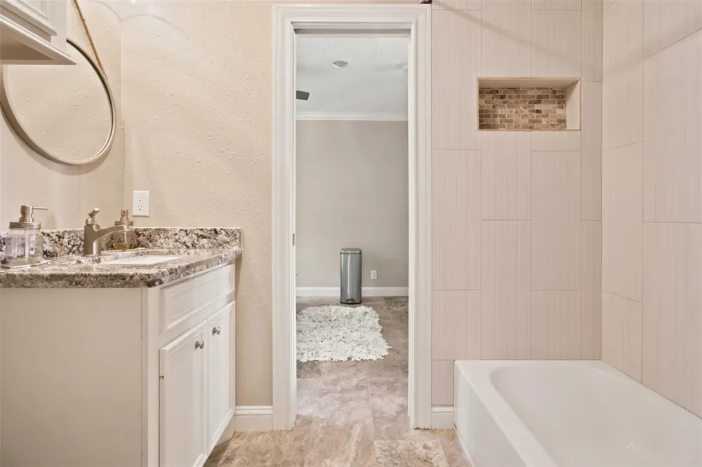 201 W Coco Loop Point Blank, TX 77364