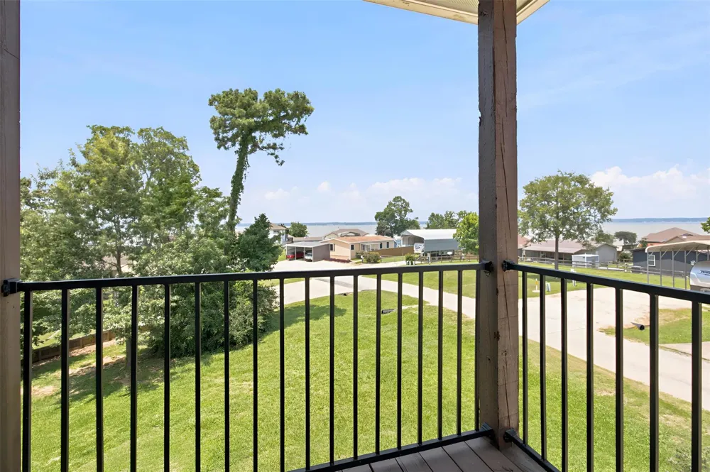 201 W Coco Loop Point Blank, TX 77364