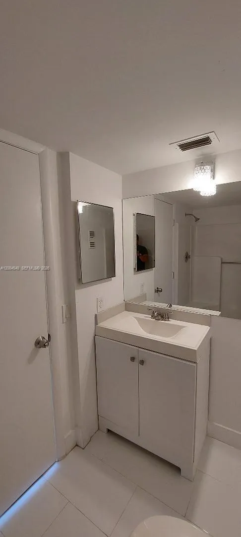 8710 Sherman Cir #403 Miramar, FL 33025