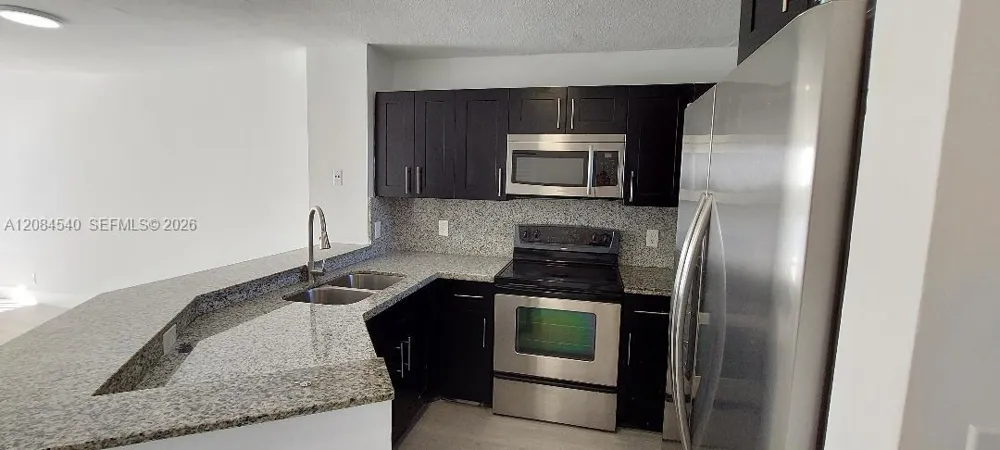 8710 Sherman Cir #403 Miramar, FL 33025