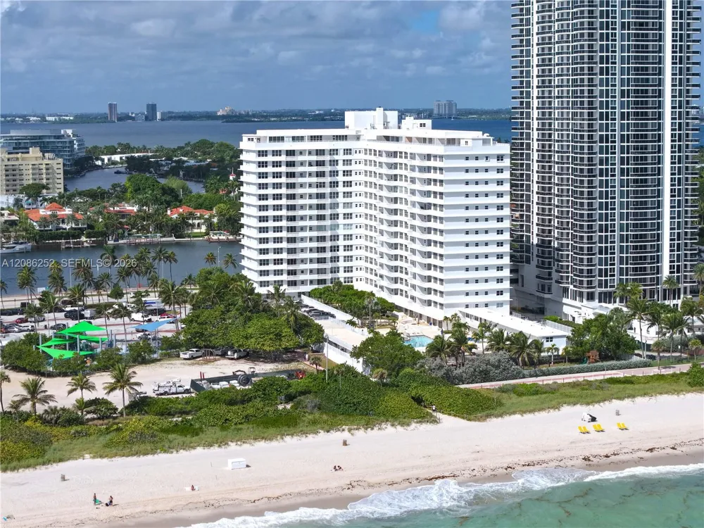 4747 Collins Ave #1008 Miami Beach, FL 33140