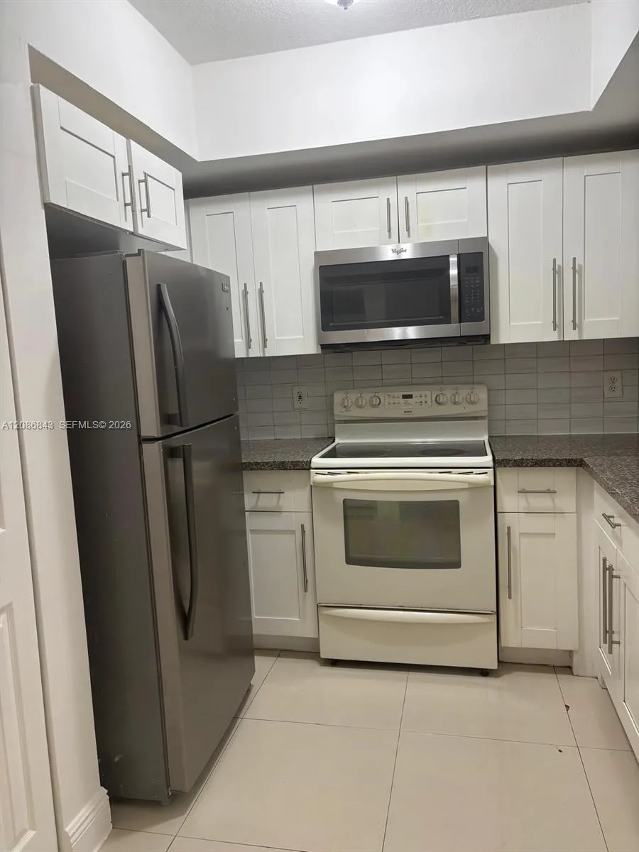 11060 SW 196th St #108 Cutler Bay, FL 33157