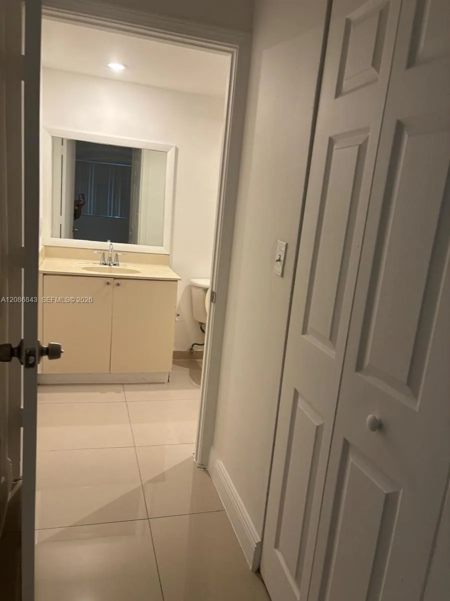 11060 SW 196th St #108 Cutler Bay, FL 33157