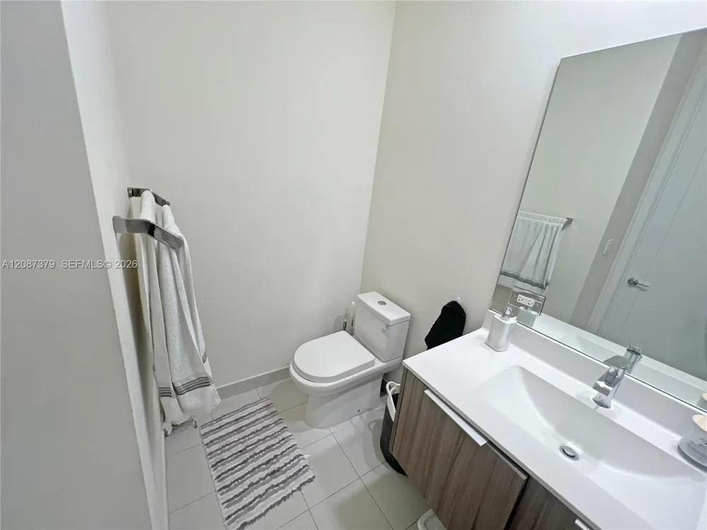 6416 102nd Ct #304 Doral, FL 33178