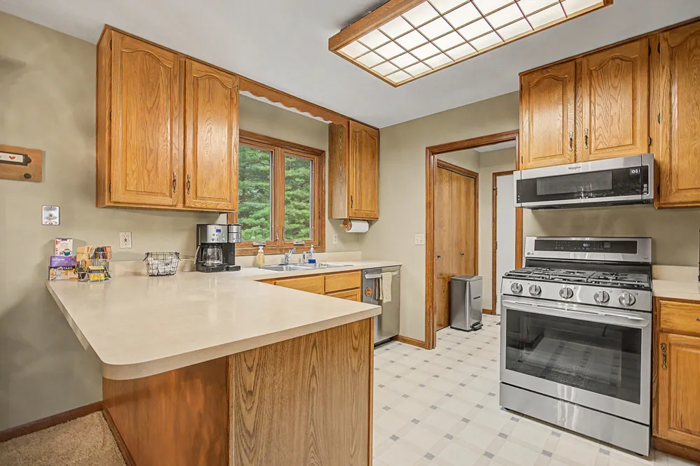 15741 18 Mile Road Marshall, MI 49068