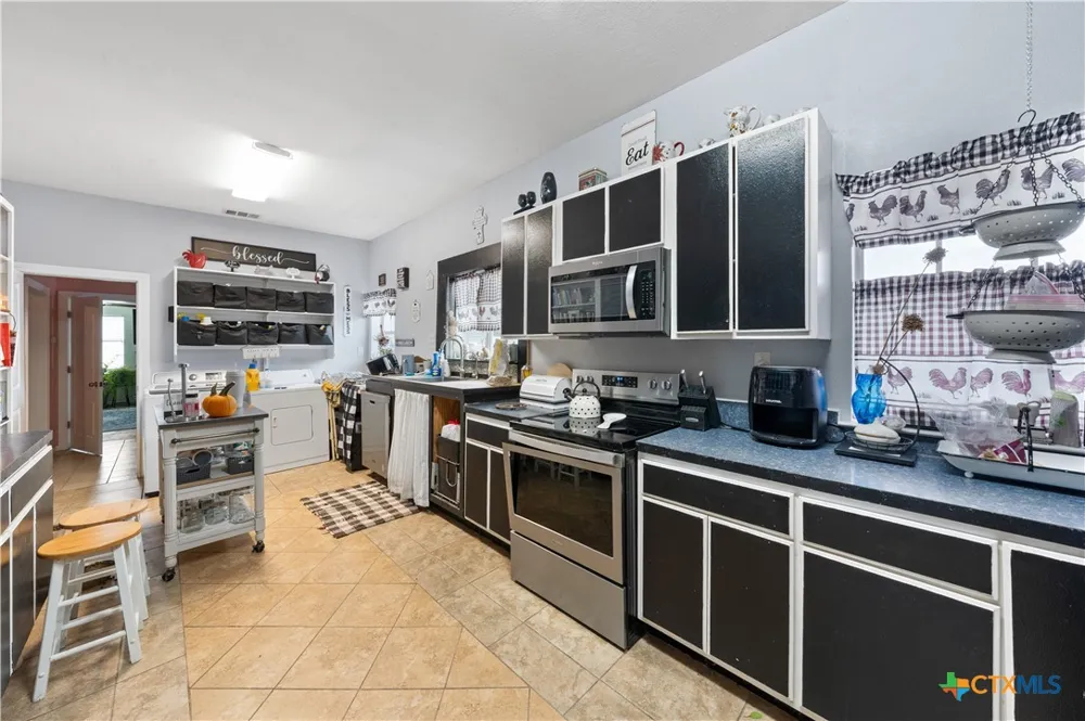 8285 Fm 2843 Salado, TX 76571