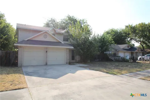 1112 Goodhue Drive
