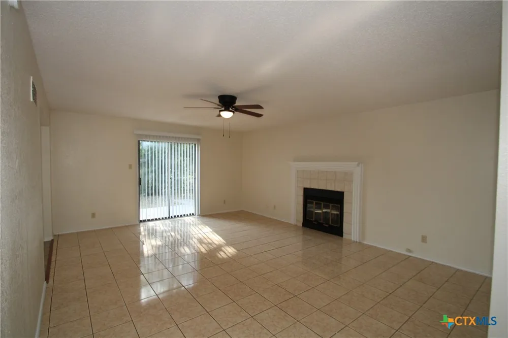 1112 Goodhue Drive Killeen, TX 76549