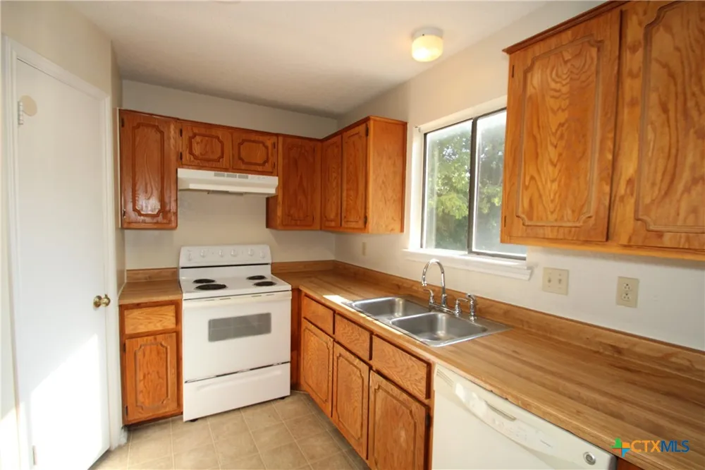 1112 Goodhue Drive Killeen, TX 76549