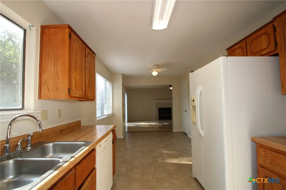 1112 Goodhue Drive Killeen, TX 76549