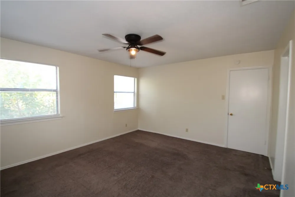 1112 Goodhue Drive Killeen, TX 76549