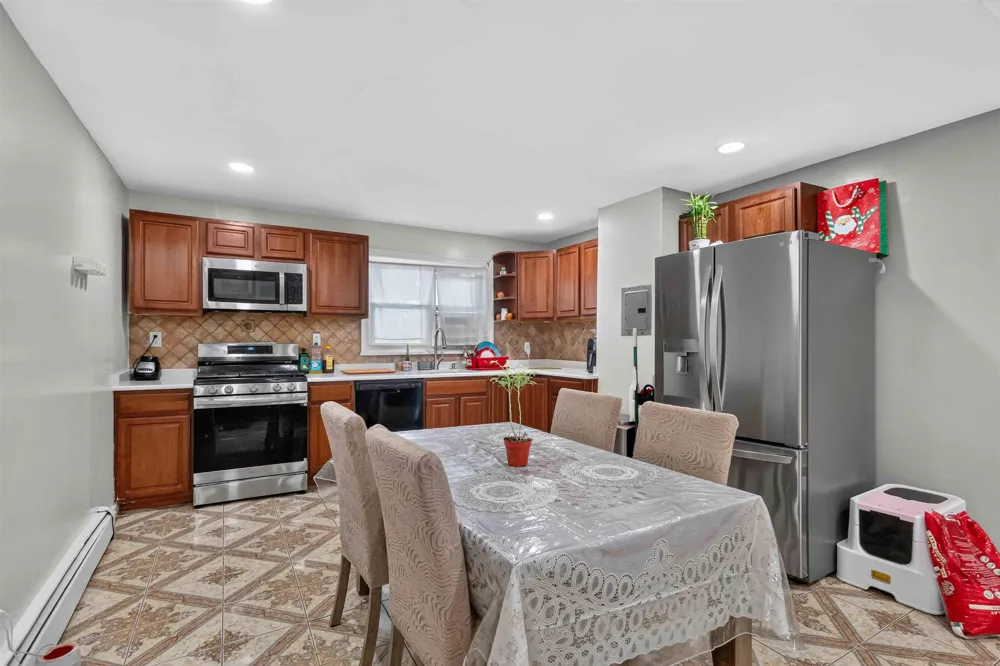 358 BROADWAY Bayonne, NJ 07002